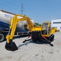 360°履带随车挖运输车 5吨8吨爬山虎改装挖掘机 园林树坑挖土机